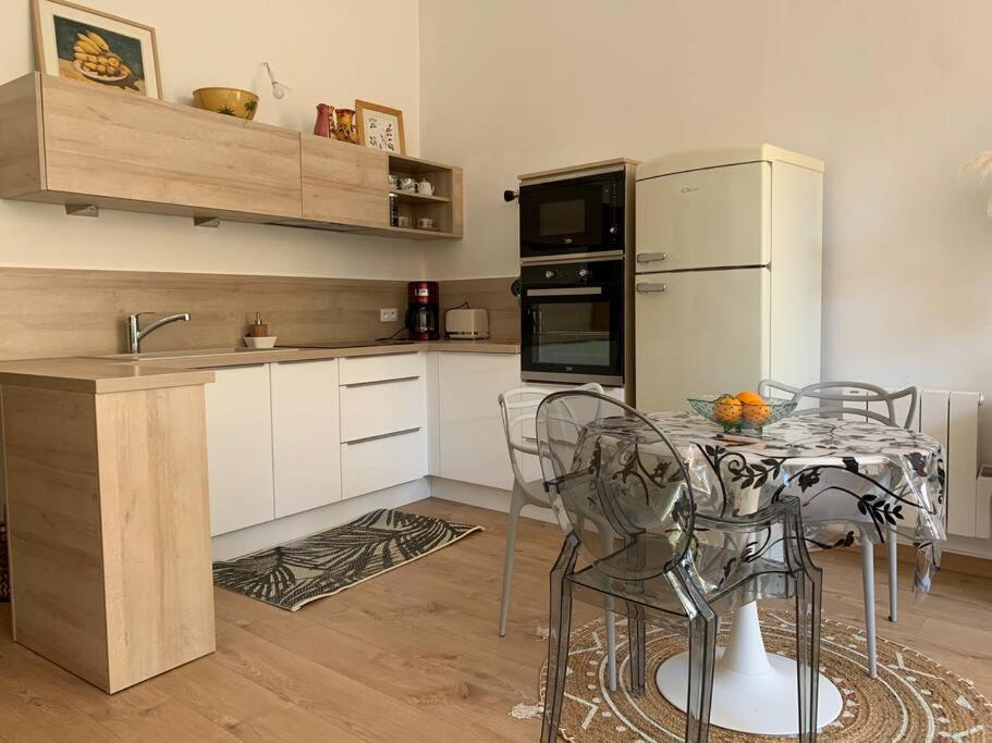 Capucines, Un Jardin Secret Dans Le Centre Historique Apartment Arles Ngoại thất bức ảnh