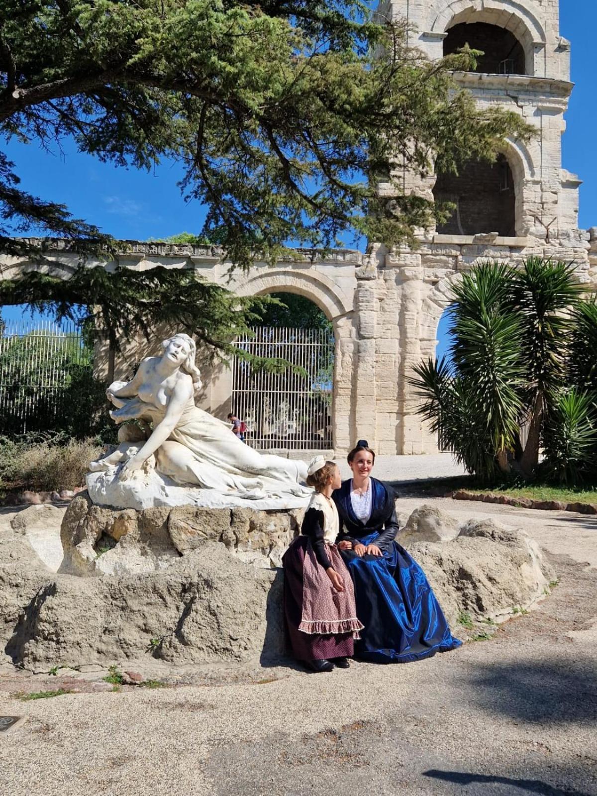 Capucines, Un Jardin Secret Dans Le Centre Historique Apartment Arles Ngoại thất bức ảnh